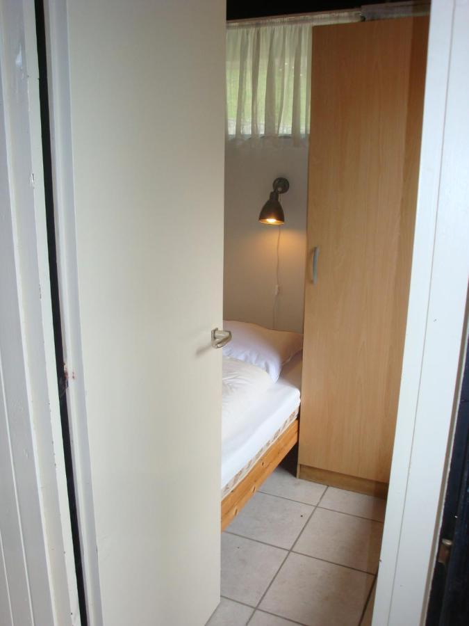 Gardameer-Tignale-Hasewinkel Buitenkant foto